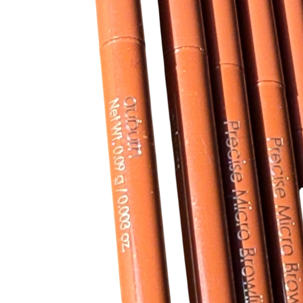 GLO SKIN BEAUTY COSMETICS BUNDLE – BROW PENCILS, LIP CRAYONS & MORE (LOT#8) - Picture 6 of 7